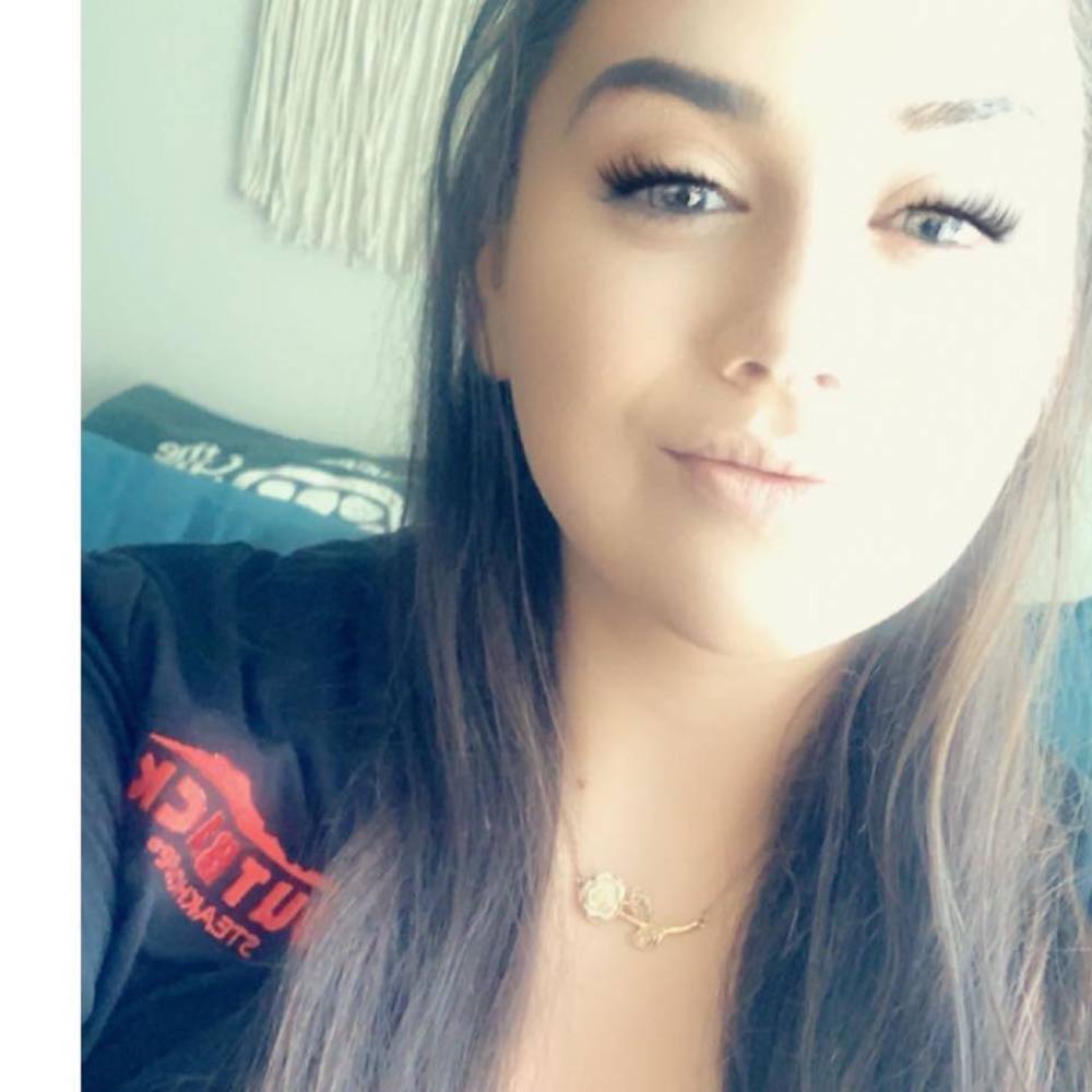 Meet your Posher, Jenn